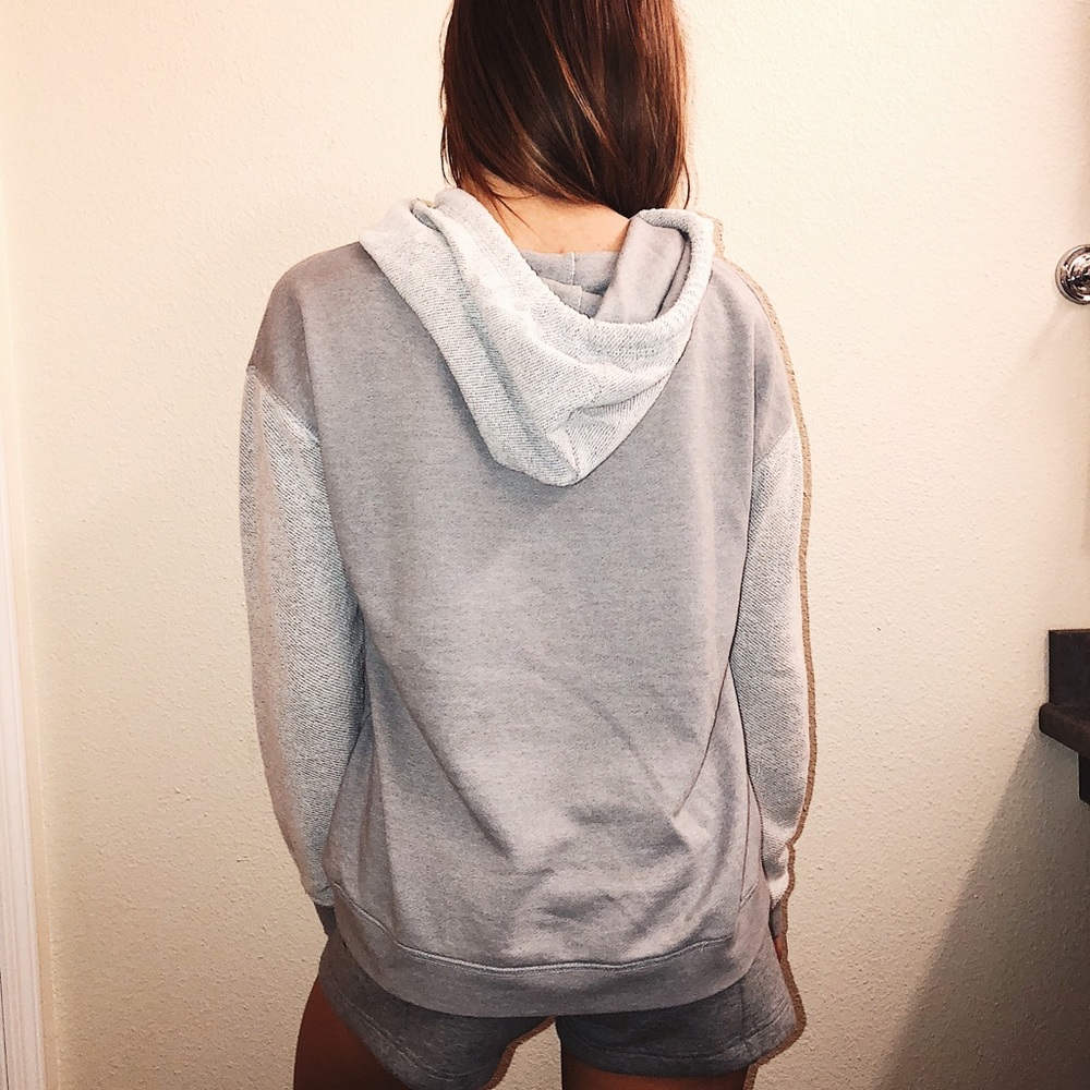 Roxy sweatshirt